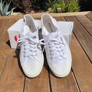 SUPERGA WHITE ITALIAN SNEAKERS M/ 9.5